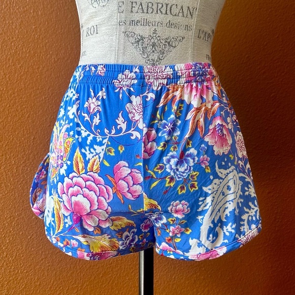 Etro Milano Floral Drawstring Shorts Size Large Excellent Condition! - Picture 5 of 10